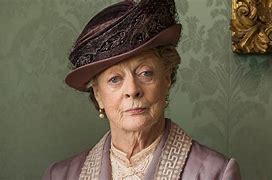 Maggie  smith.jpg